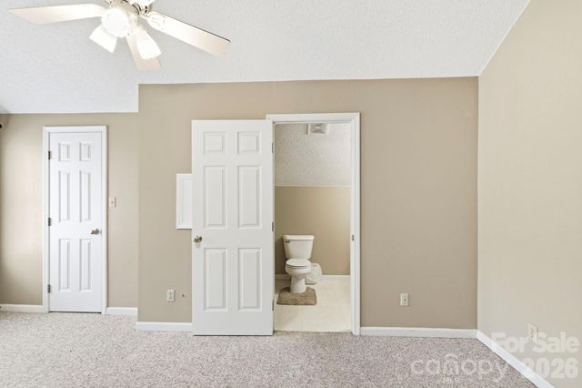 1489 Round Mountain Road, Brevard, NC 28712