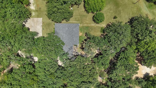 305 W Bethesda Road, Burleson, TX 76028