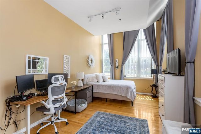 262 Main 203, Little Falls, NJ 07424