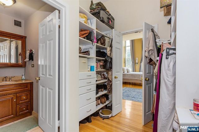 262 Main 203, Little Falls, NJ 07424