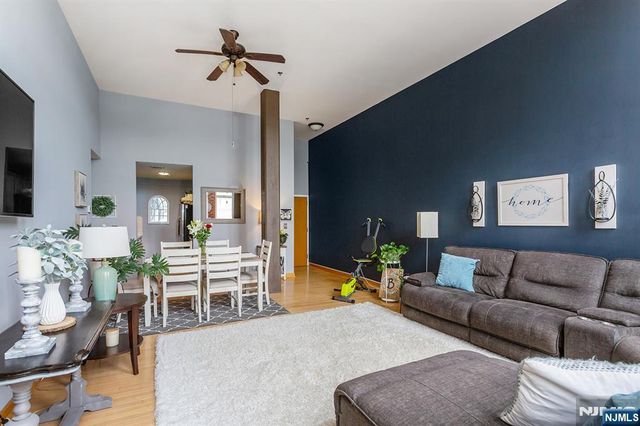 262 Main 203, Little Falls, NJ 07424