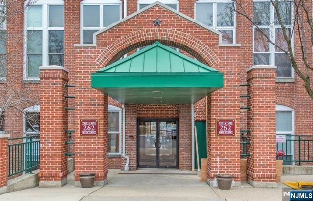 262 Main 203, Little Falls, NJ 07424
