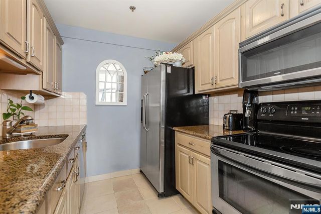 262 Main 203, Little Falls, NJ 07424