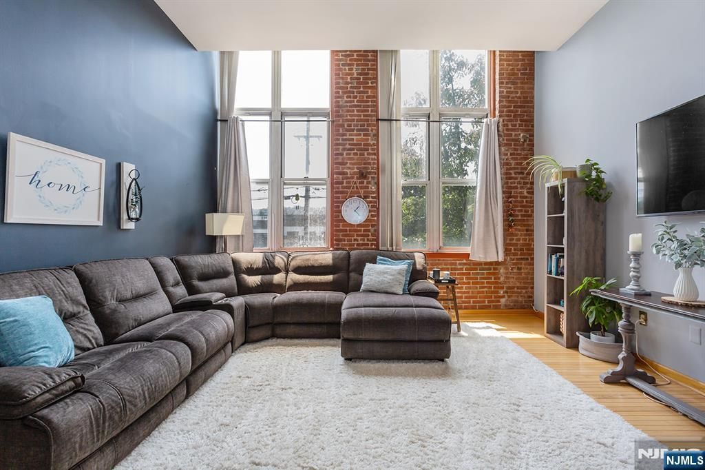 262 Main 203, Little Falls, NJ 07424