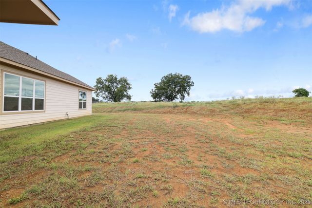 211 Vaughn Lane, Calera, OK 74730