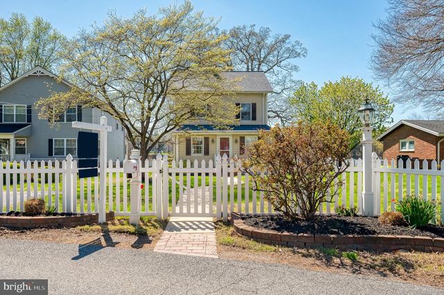 6 W KINGSTON PARK LN, Baltimore, MD 21220
