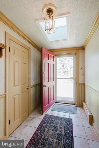 6 W KINGSTON PARK LN, Baltimore, MD 21220