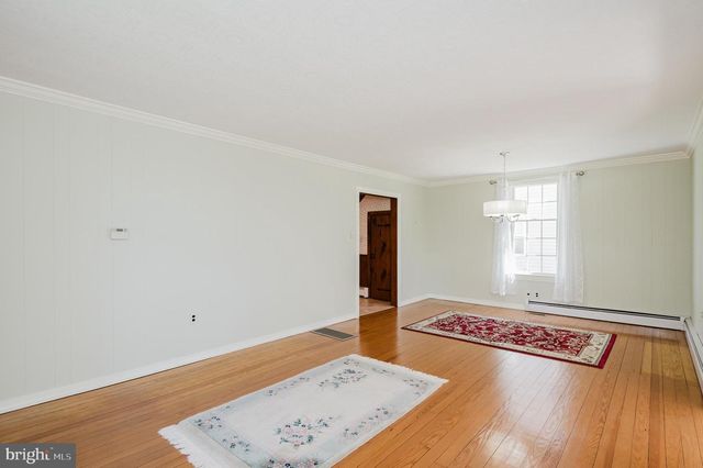 6 W KINGSTON PARK LN, Baltimore, MD 21220