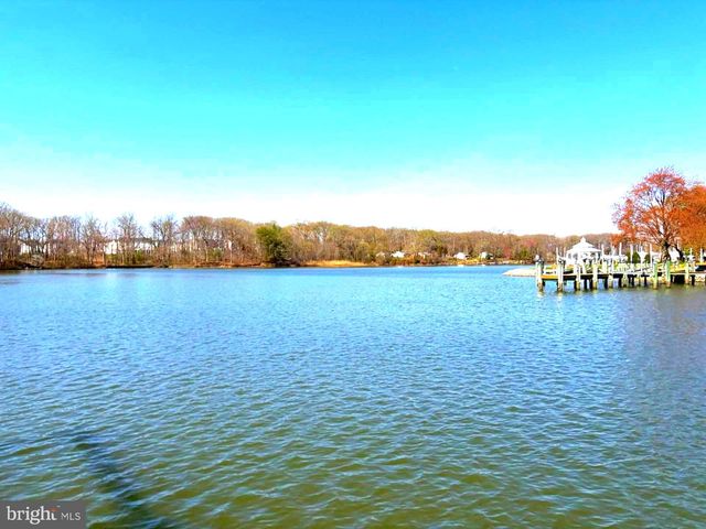 6 W KINGSTON PARK LN, Baltimore, MD 21220