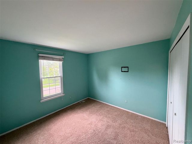 24525 Jamestowne Road, Novi, MI 48375