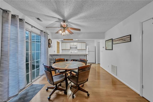 2317 Cretan CT, Virginia Beach, VA 23454