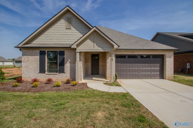 21757 Hemlock Drive, Athens, AL 35613