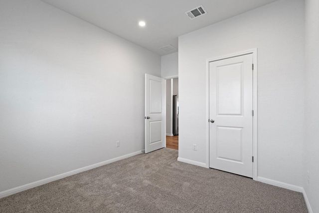 133 Hatari TRL, Jarrell, TX 76537