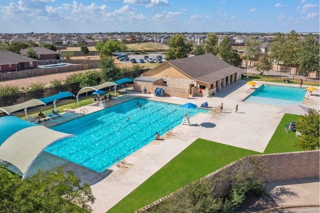 133 Hatari TRL, Jarrell, TX 76537