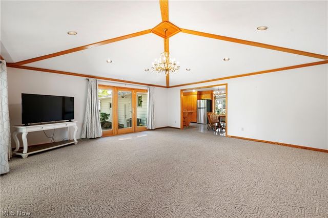 3720 Brookside Drive, Norton, OH 44203