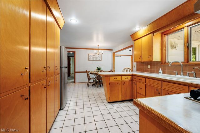 3720 Brookside Drive, Norton, OH 44203