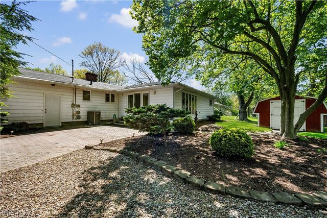 3720 Brookside Drive, Norton, OH 44203