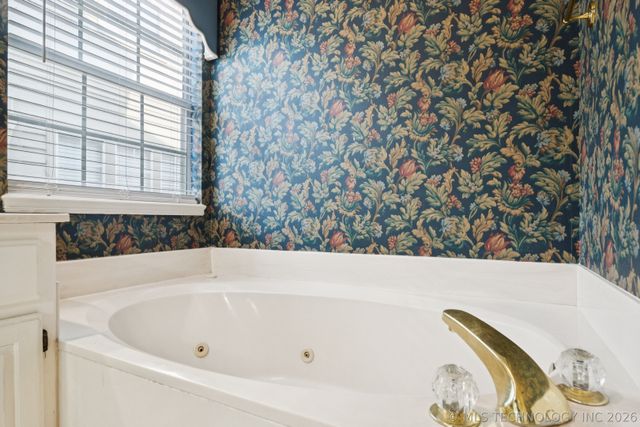 3010 E 90th Place, Tulsa, OK 74137