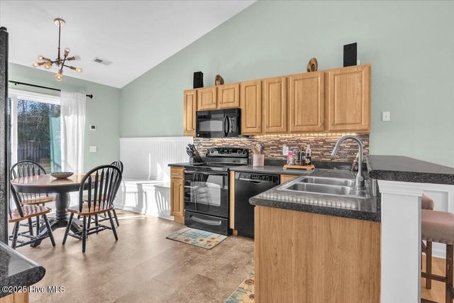 147 Watersfield Road, Leland, NC 28451