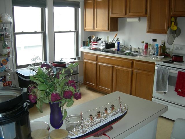66 Fruit St, Worcester, MA 01609