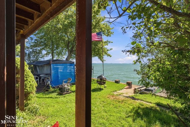 9325 Dixie Hwy Highway, Anchorville, MI 48023