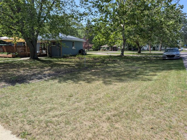 271 Randall Road, Muskegon, MI 49441