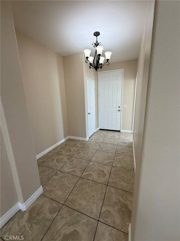 12810 Ethan, Victorville, CA 92392