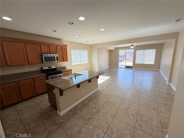12810 Ethan, Victorville, CA 92392
