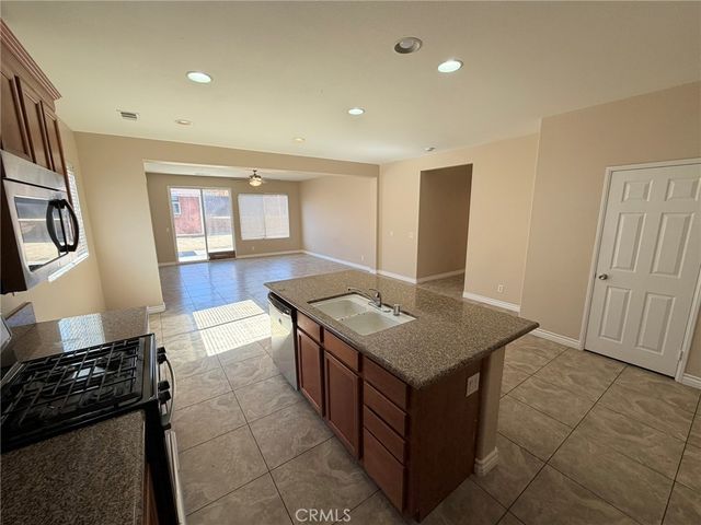 12810 Ethan, Victorville, CA 92392