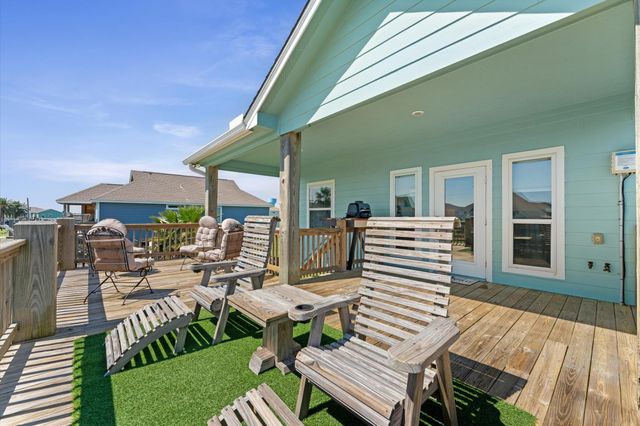 1987 Matt Drive, Crystal Beach, TX 77650