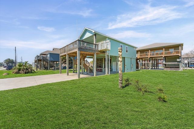 1987 Matt Drive, Crystal Beach, TX 77650