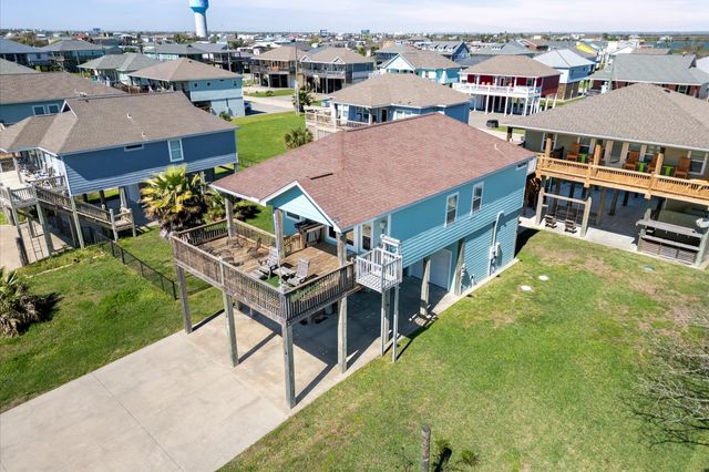 1987 Matt Drive, Crystal Beach, TX 77650
