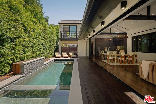 527 Norwich Drive, West Hollywood, CA 90048
