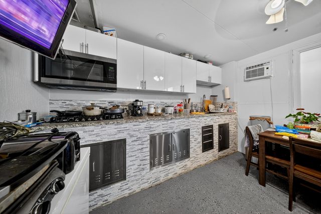 623 S Pine, Lake Worth Beach, FL 33460