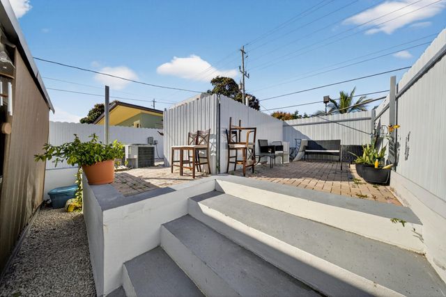 623 S Pine, Lake Worth Beach, FL 33460