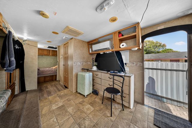 623 S Pine, Lake Worth Beach, FL 33460