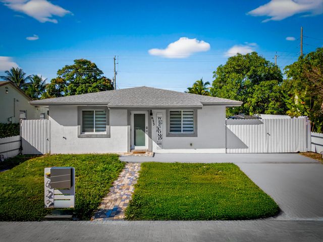 623 S Pine, Lake Worth Beach, FL 33460