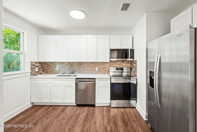 569 W 49TH Street, Jacksonville, FL 32208
