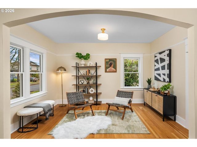 1239 Ne SUMNER St, Portland, OR 97211