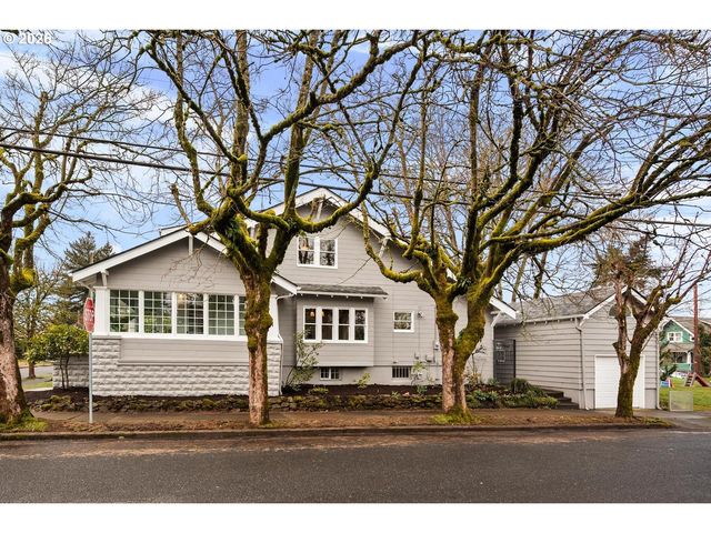 1239 Ne SUMNER St, Portland, OR 97211