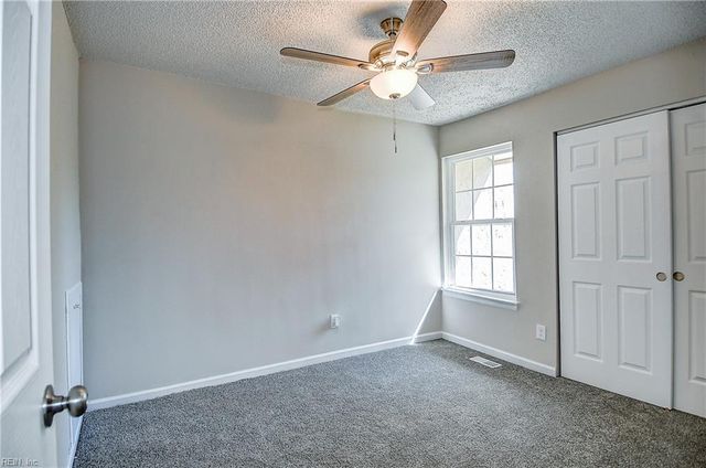 705 Pine Wood CT, Chesapeake, VA 23320