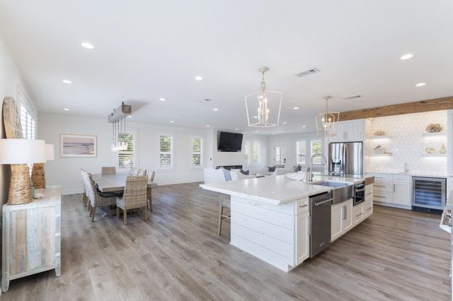 1984 S Co Hwy 83, Santa Rosa Beach, FL 32459