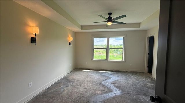 701 SE 21st Street, Oak Grove, MO 64075