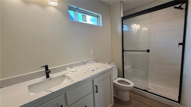 701 SE 21st Street, Oak Grove, MO 64075