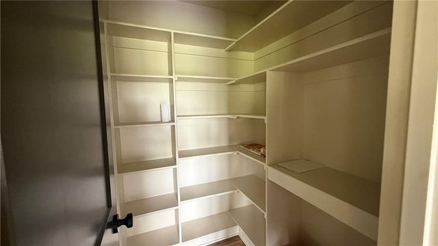 701 SE 21st Street, Oak Grove, MO 64075