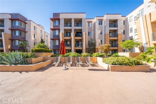 360 W Avenue 26 215, Los Angeles, CA 90031