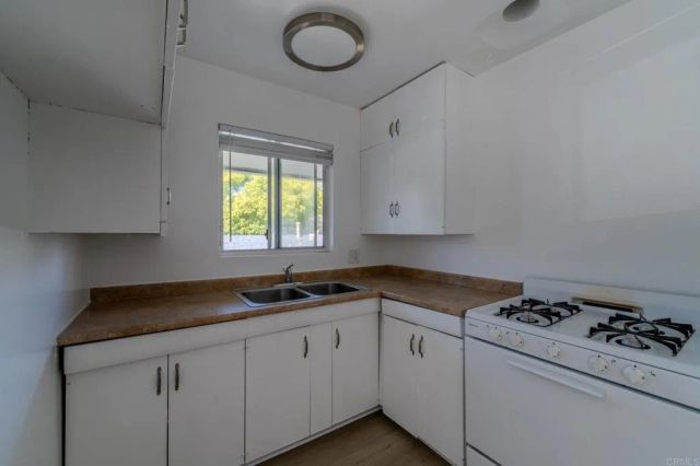 4217 3rd Avenue, San Diego, CA 92103