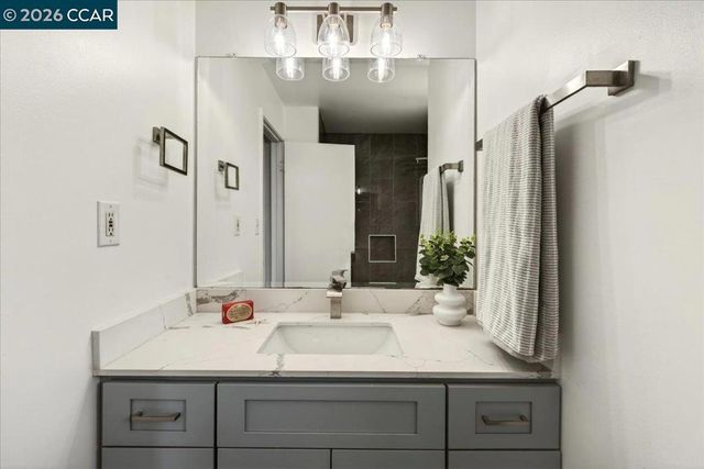 800 Gloucester st, Antioch, CA 94509