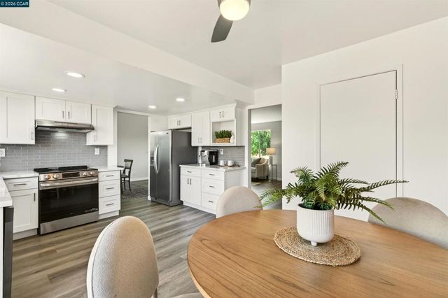 800 Gloucester st, Antioch, CA 94509