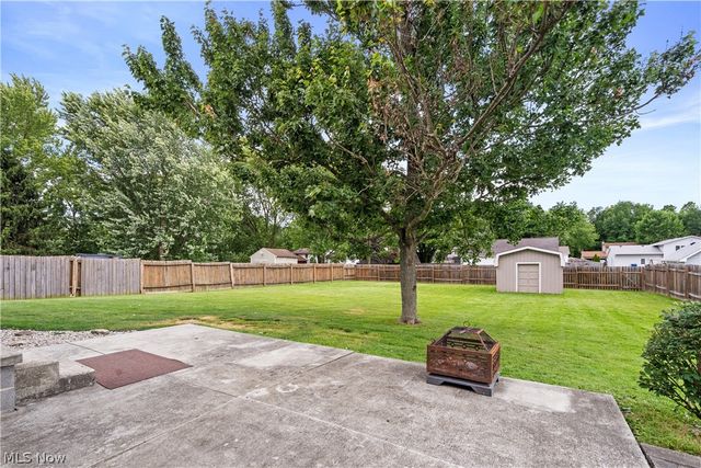 2700 Elizabeth Drive SW, Lordstown, OH 44481